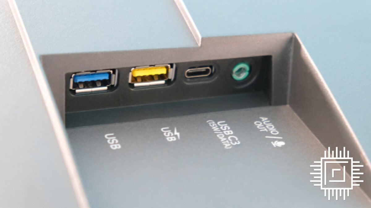 Philips 49B2U6900CH side USB ports.