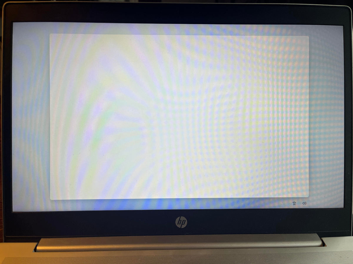 The reported white screen issue reported by Microsoft forums user.