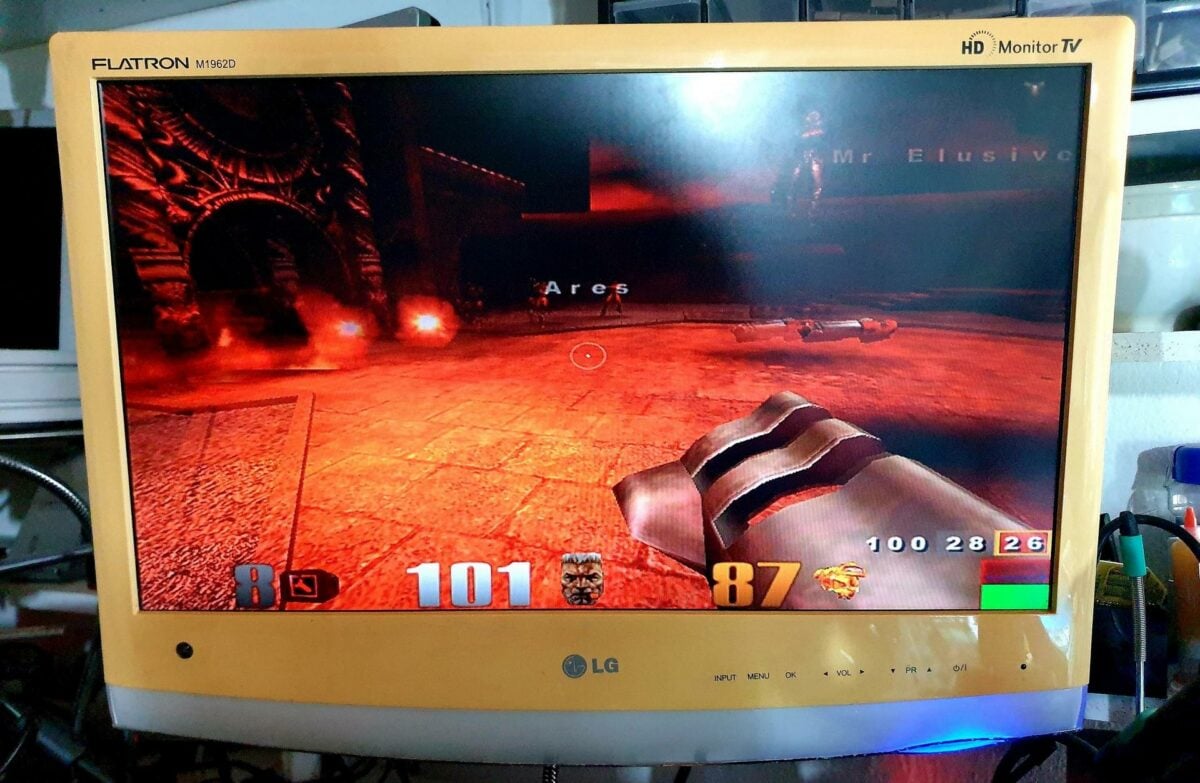 VoodooX 3Dfx graphics card project running Quake.