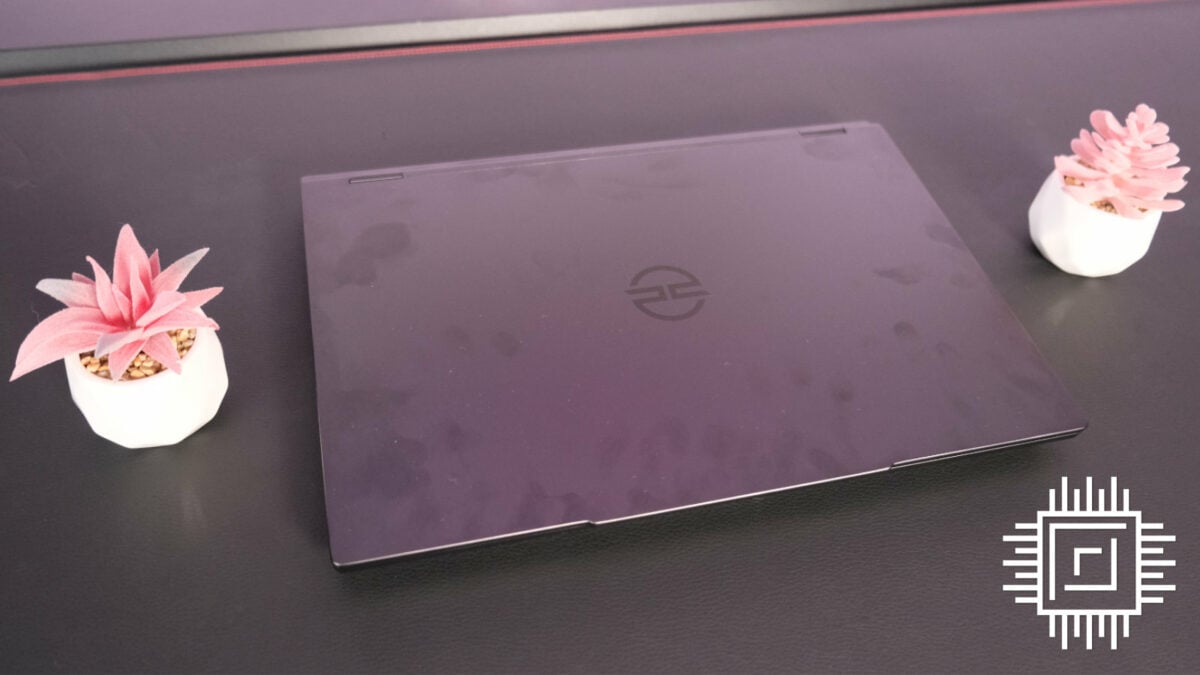 PCSpecialist Ionico AMD gaming laptop review with fingerprints all over it.