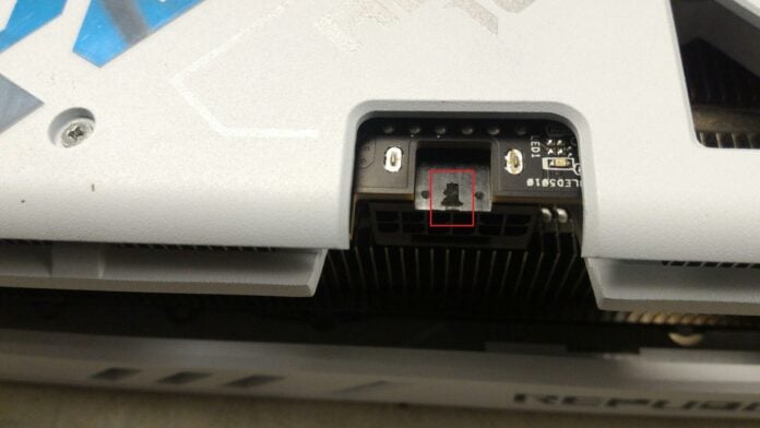Asus RTX 4090 with damaged power cable lock.