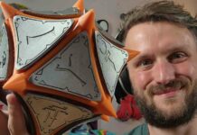 I absolutely love this Baldur’s Gate 3 Artefact turned controller Custom Baldur's Gate 3 controller based on the Mysterious Artefact held up.