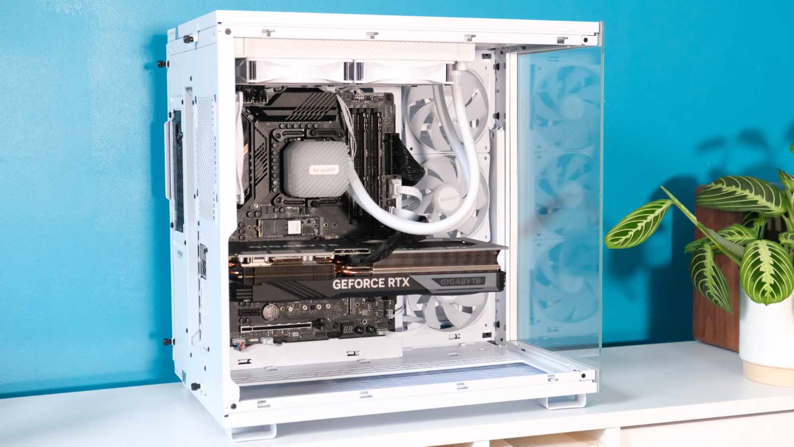 be quiet! LIGHT BASE 600 DX ホワイト LIGHT BASE 600 DX | White silent PC cases from be quiet!