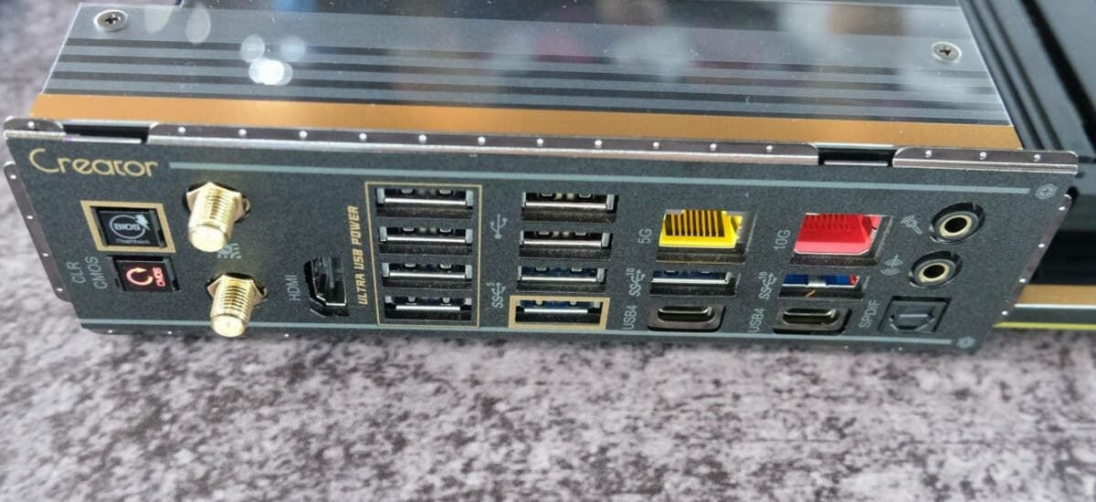 ASRock X870 Taichi Creator IO.