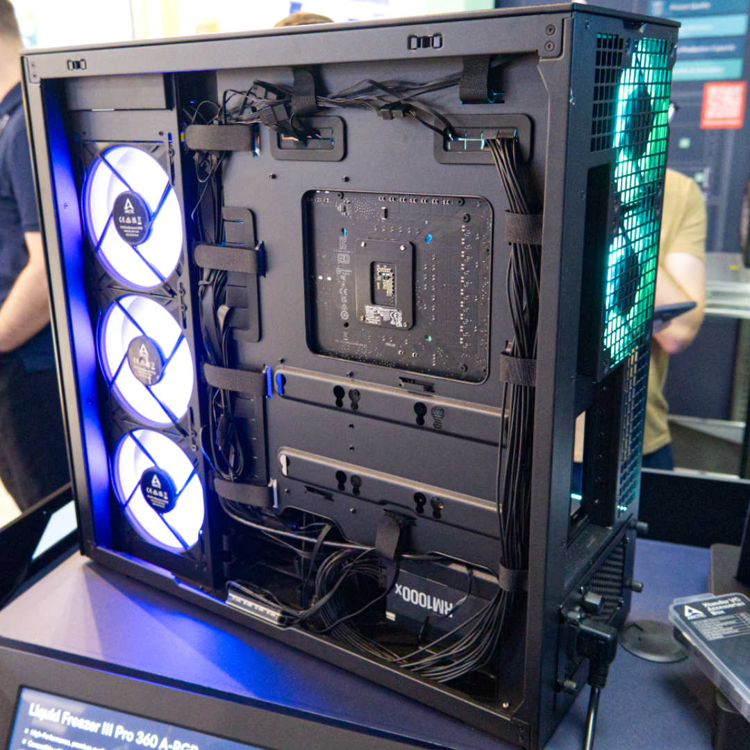 Arctic Xtender in black with its rear panel off.
