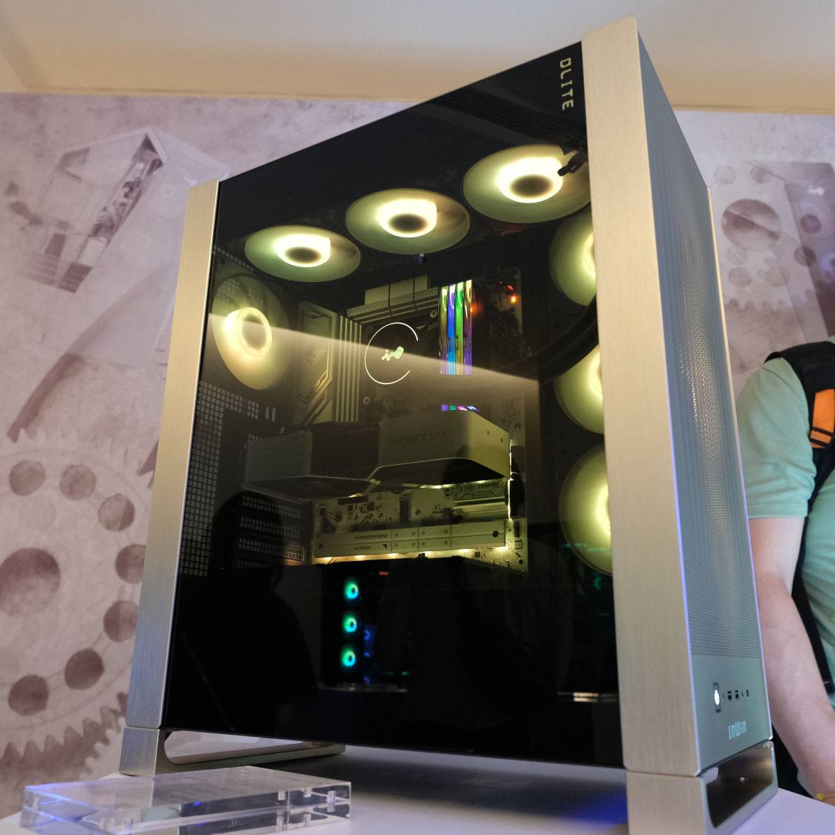 InWin Dlite.