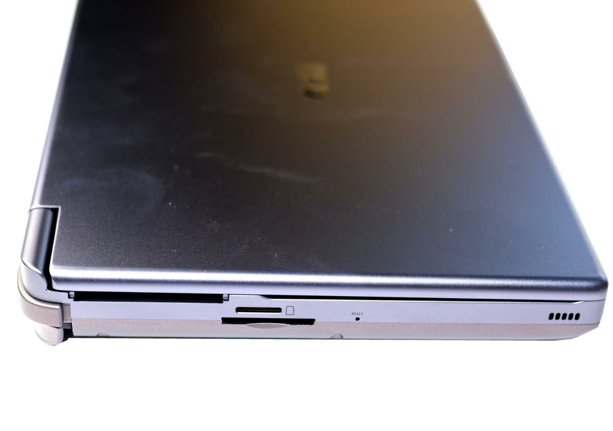 GPD Win Max 2 left side.