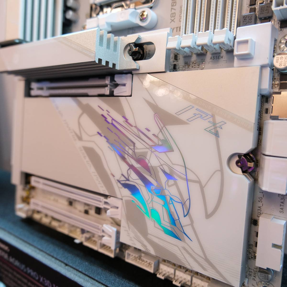 Gigabyte X870E Aorus Pro X3D Ice PCIe.