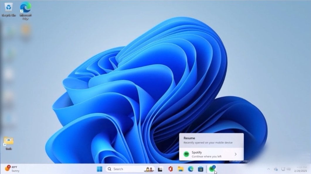 Windows 11 Cross Device Resume feature.