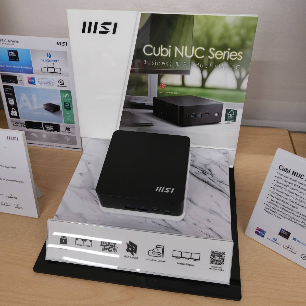 Cubi NUC AI 1UGM.