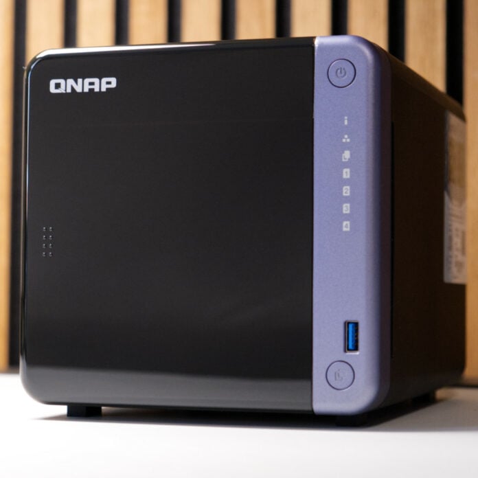 QNAP TS-432X facing front.