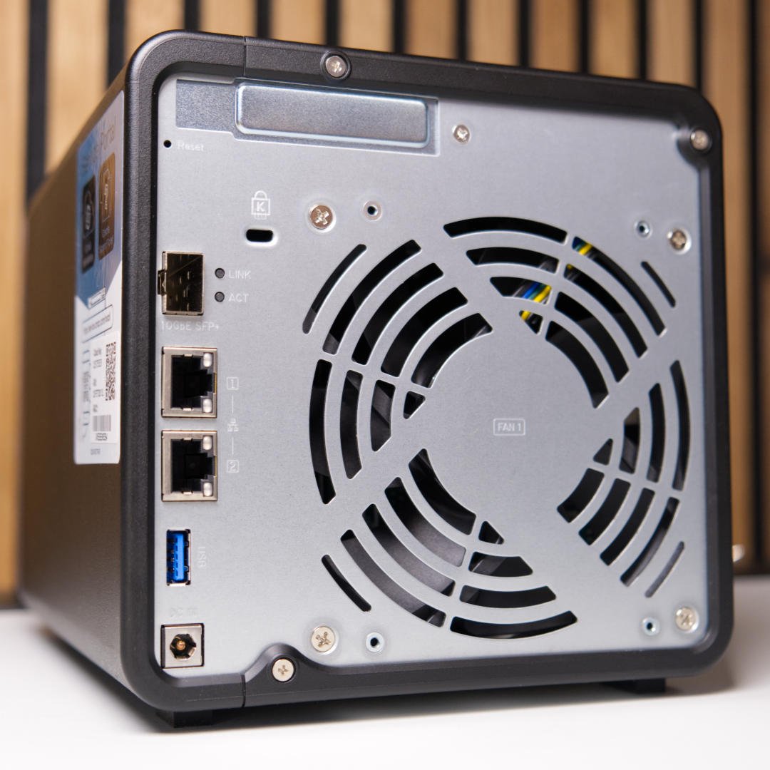 QNAP TS-432X rear panel.