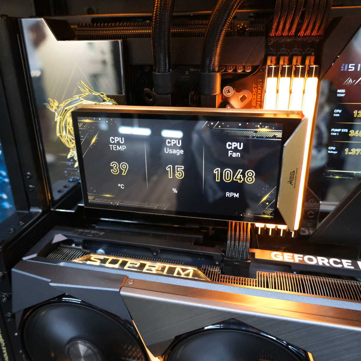Close-up of CoreLiquid E13 360 AIO screen in action.