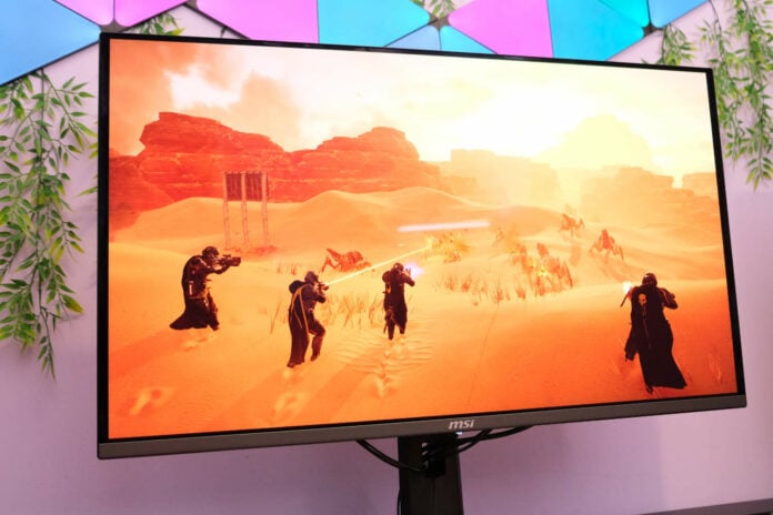 MSI MPG 321URX displaying Helldivers 2.