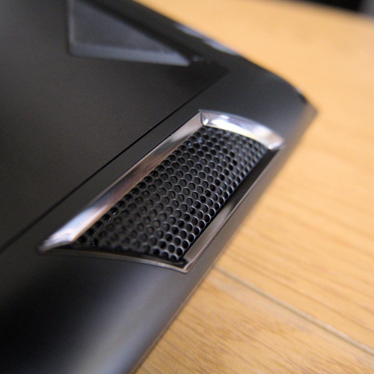 Speaker grille on the underside of PCSpecialist Recoil 18.