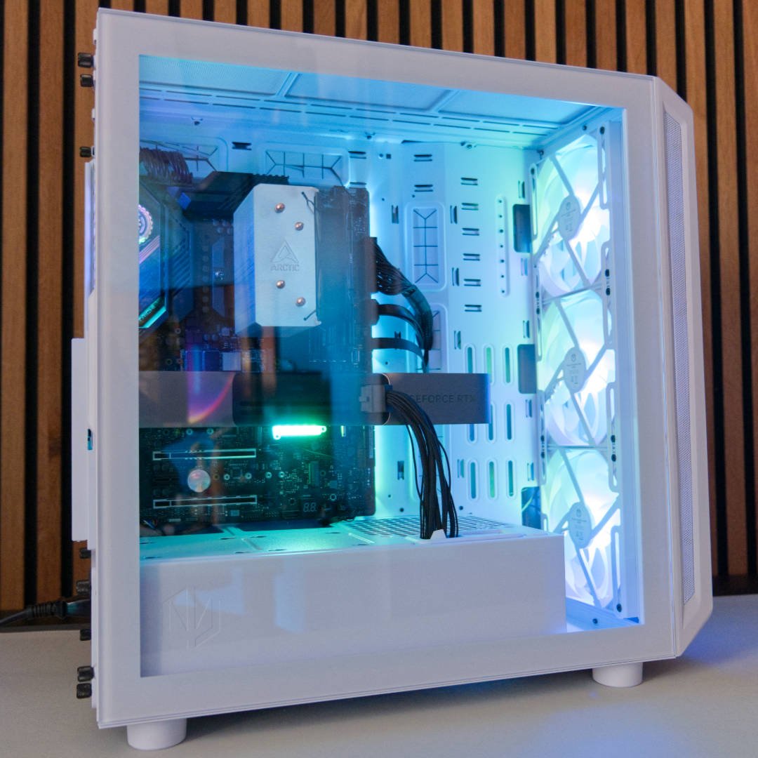 Endorfy Arx 700 White ARGB shining blue lighting.