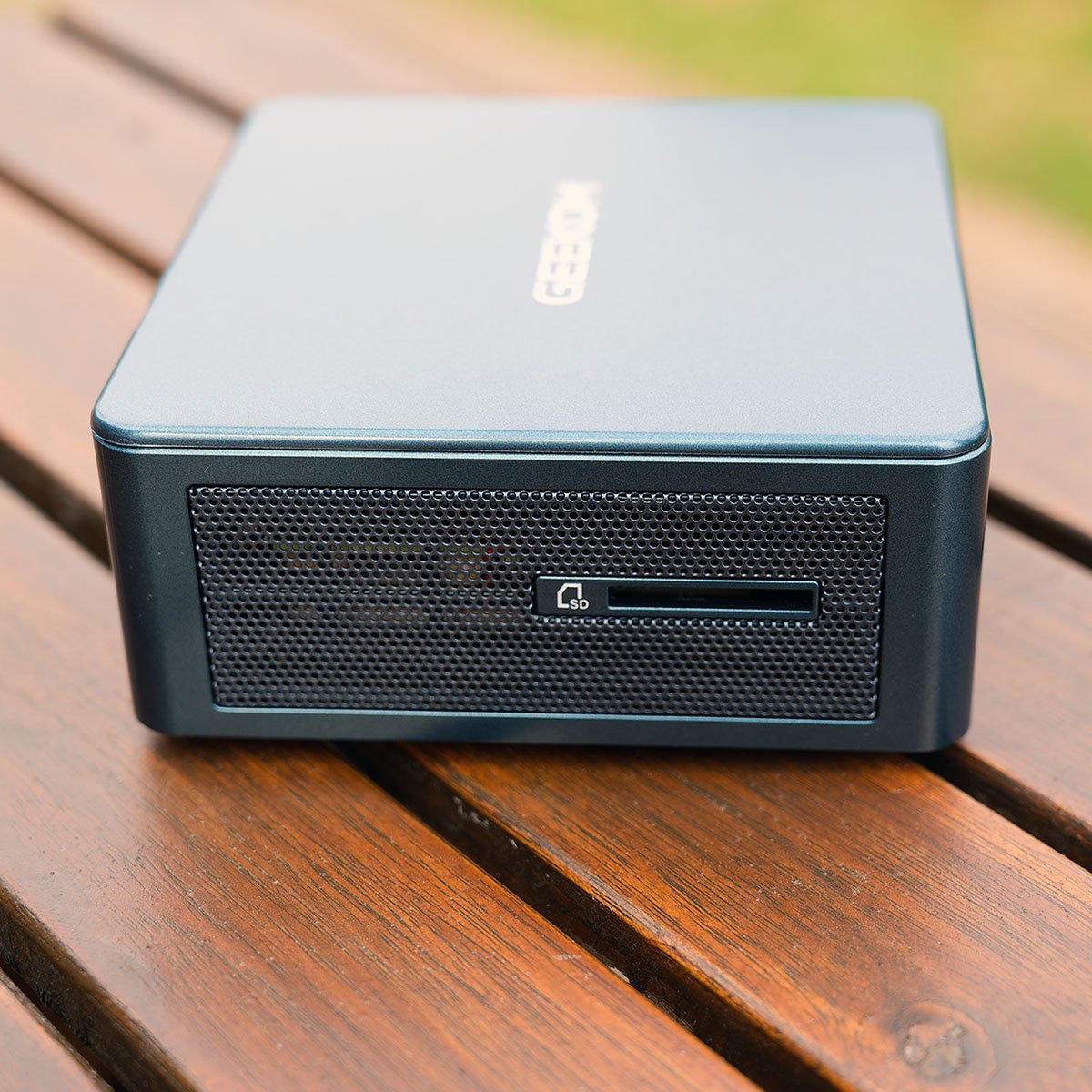 Geekom IT12 2025 Edition - SD Slot