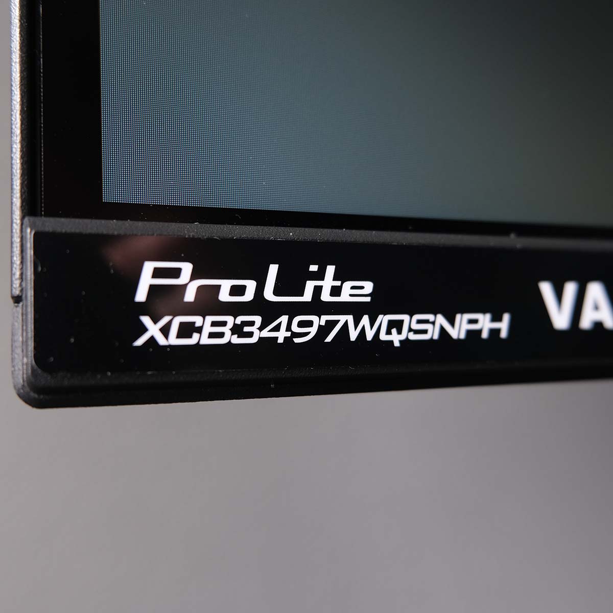 A close up of iiyama ProLite XCB3497WQSNPH-B1's logo.
