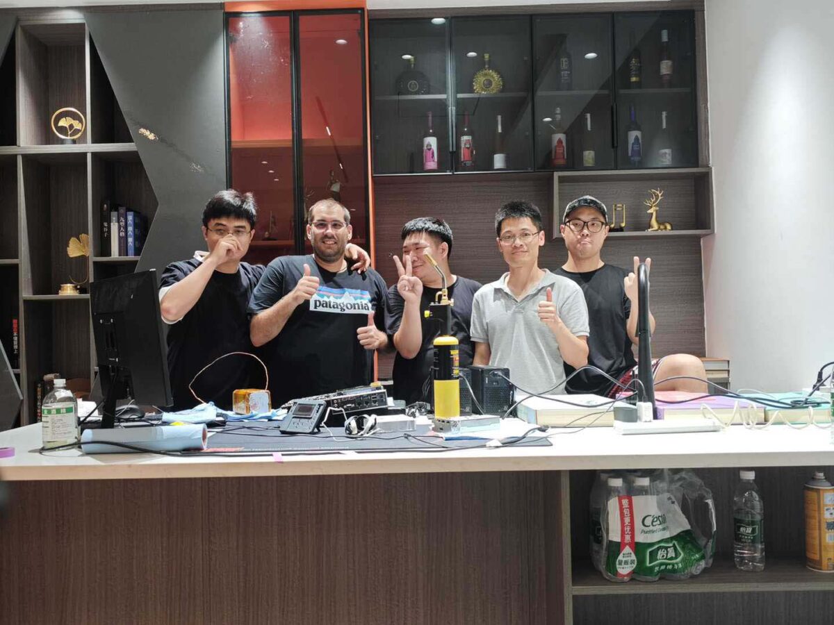 wytiwx and team celebrating their overclocking achievement.