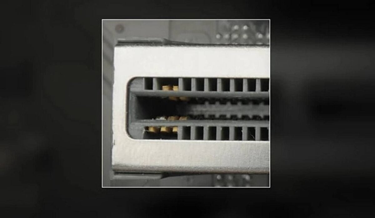 Asus improved PCIe slot.