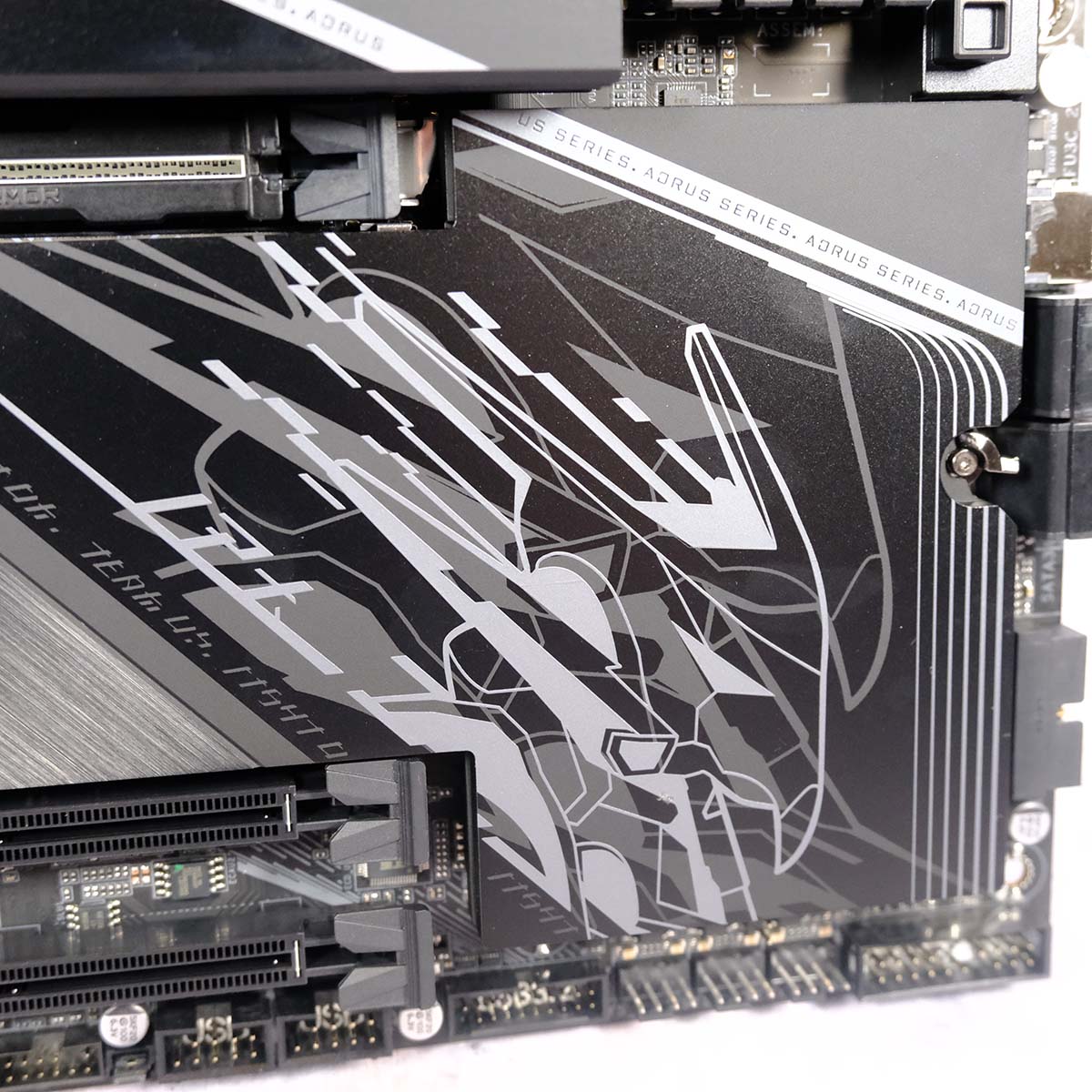 A close up of the Aorus character logo on Gigabyte X870E Aorus Elite X3D's lower heatsink.