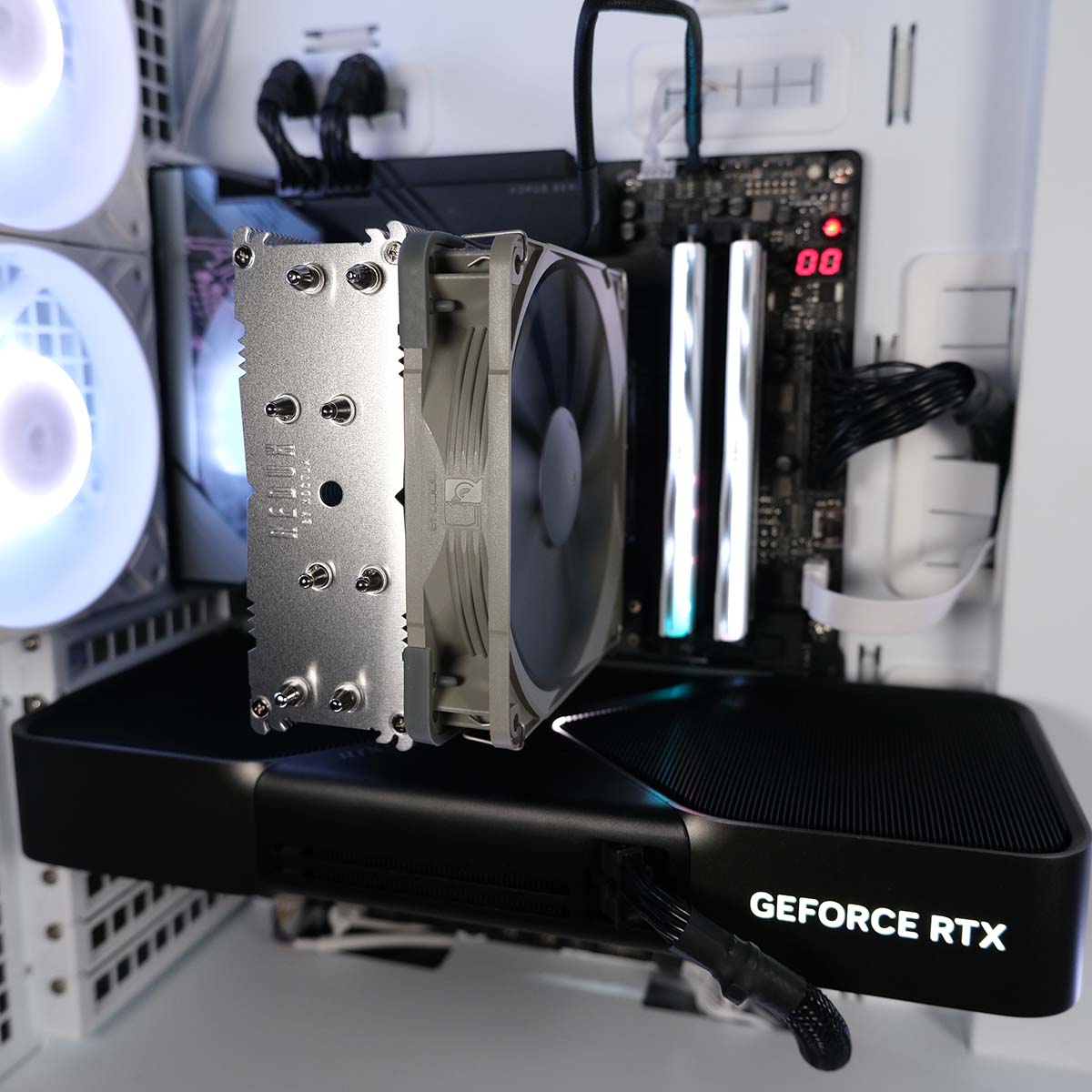 NH-12US Redux, cooling Ryzen 7 9800X3D inside the test system.