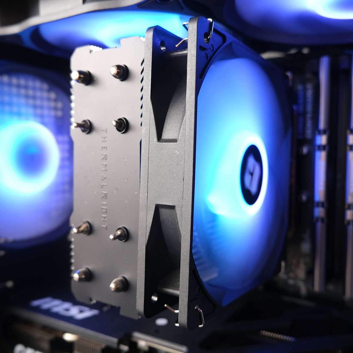 A close up of the CPU cooler inside OcUK Gaming Mach 3.1.