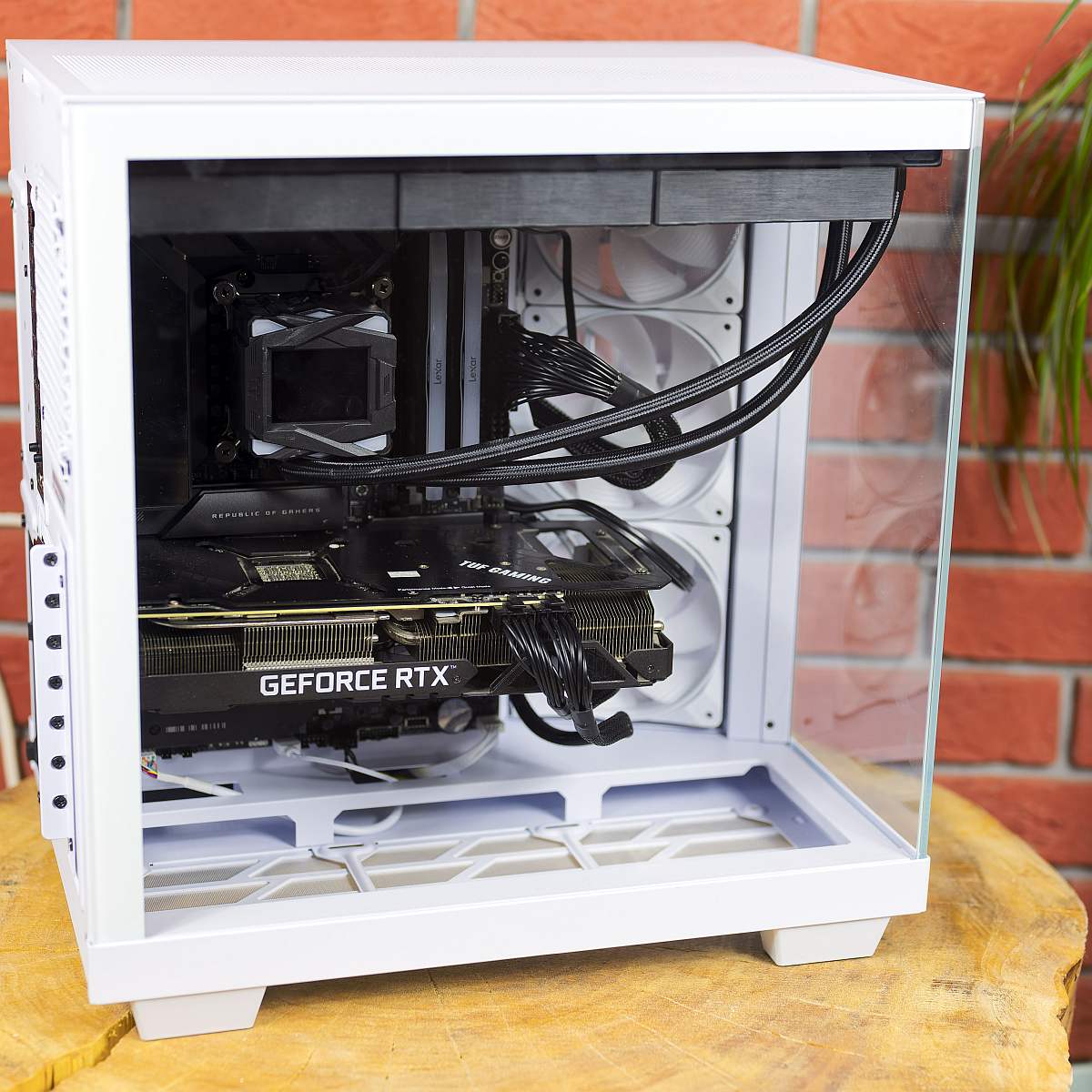 be quiet! Light_Base 500 LX build view