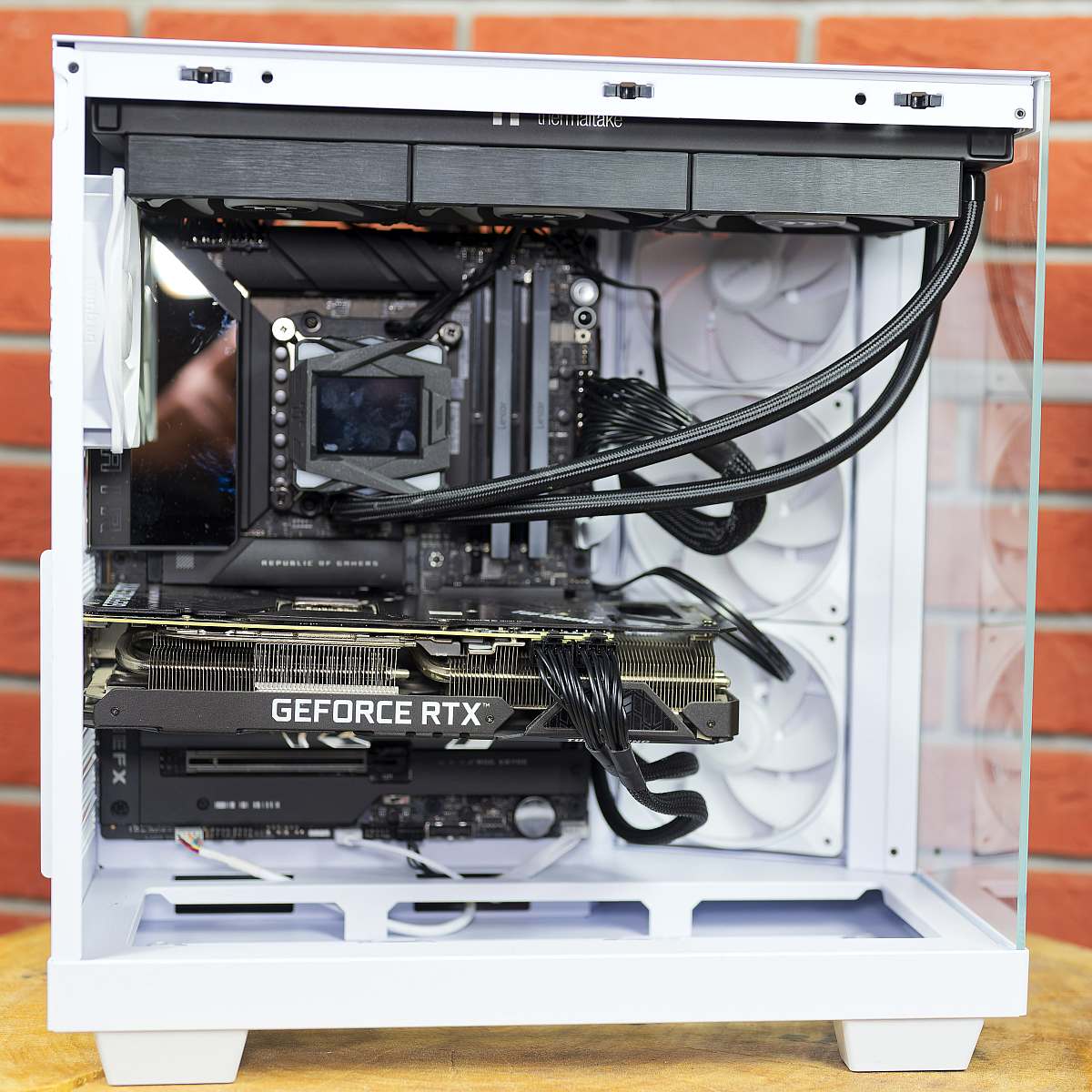 be quiet! Light_Base 500 LX build view