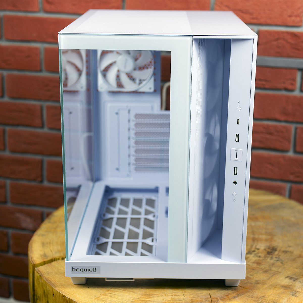 be quiet! Light_Base 500 LX Exterior front view