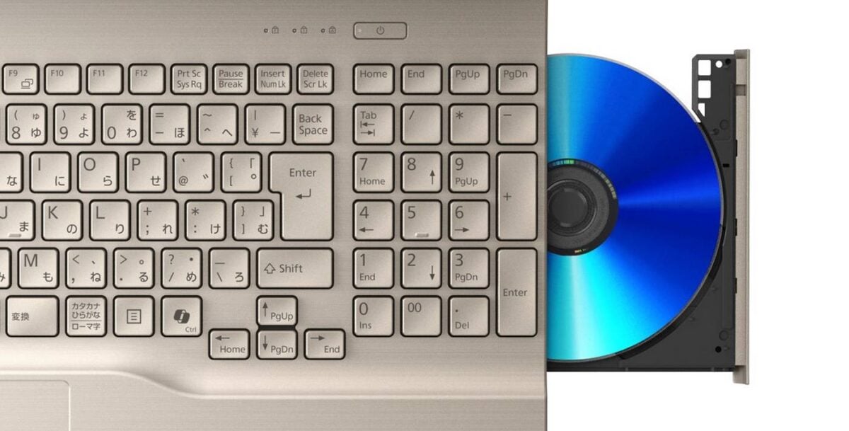 Fujitsu FMV Note A disc reader.