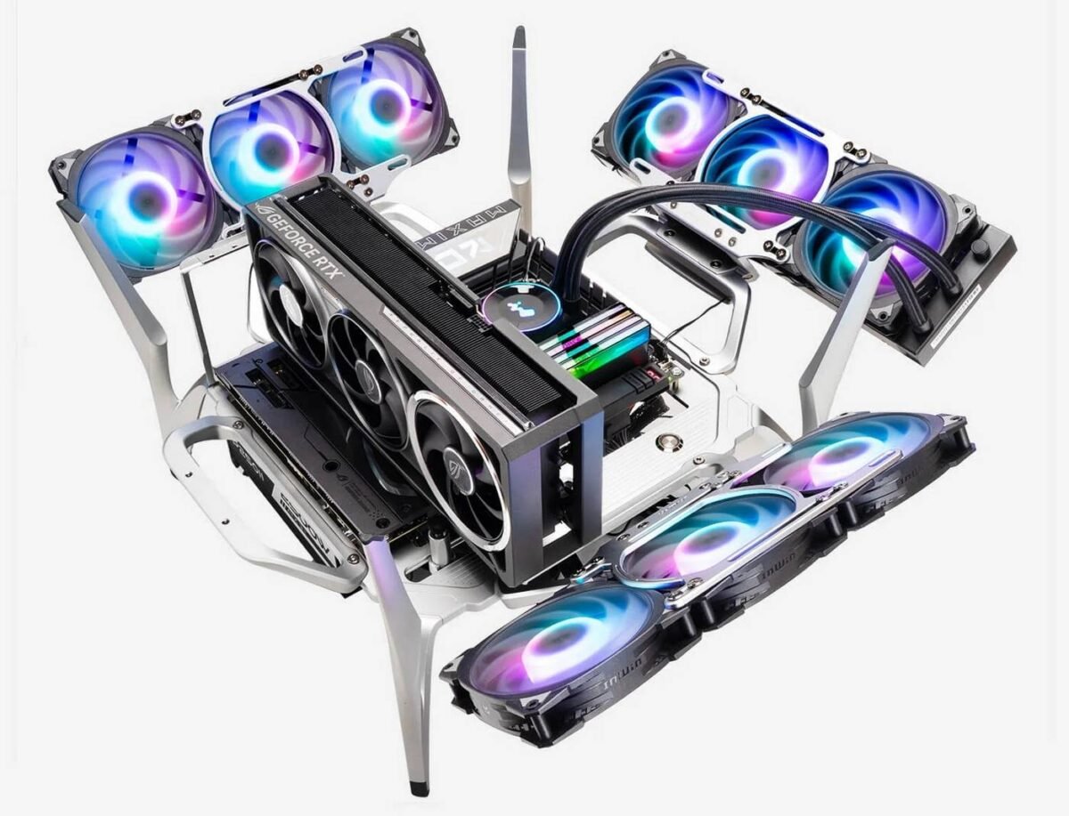 InWin Shift build example.