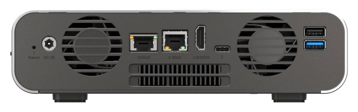 QNAP TBS-h574TX - back.