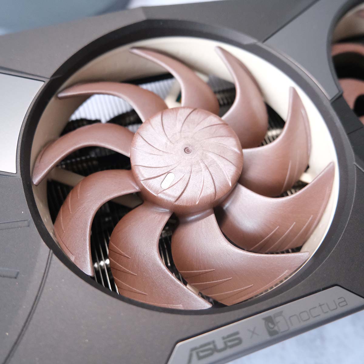 Close-up of NF-A12x25 G2 fan in Asus GeForce RTX 5080 Noctua OC Edition.