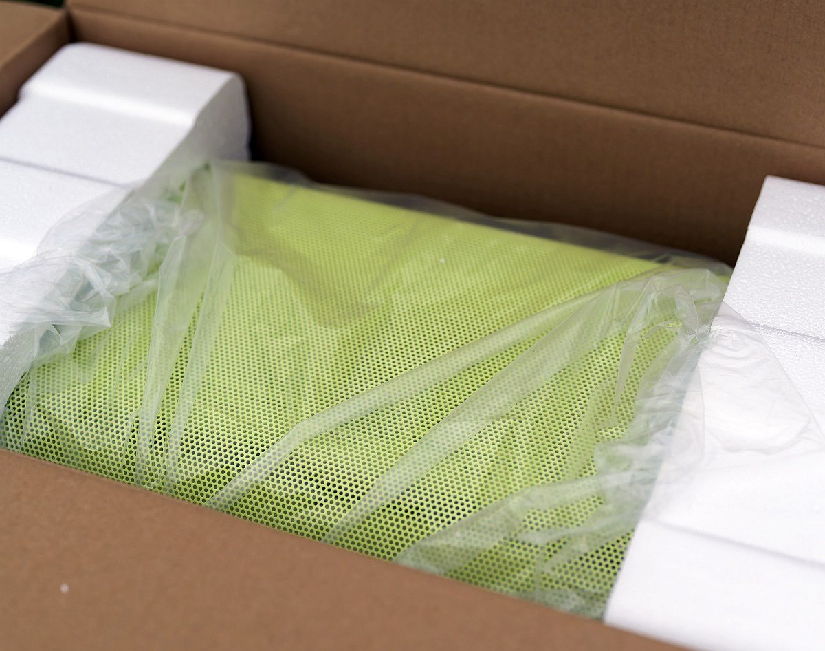 Hyte X50 open box, chassis is visible