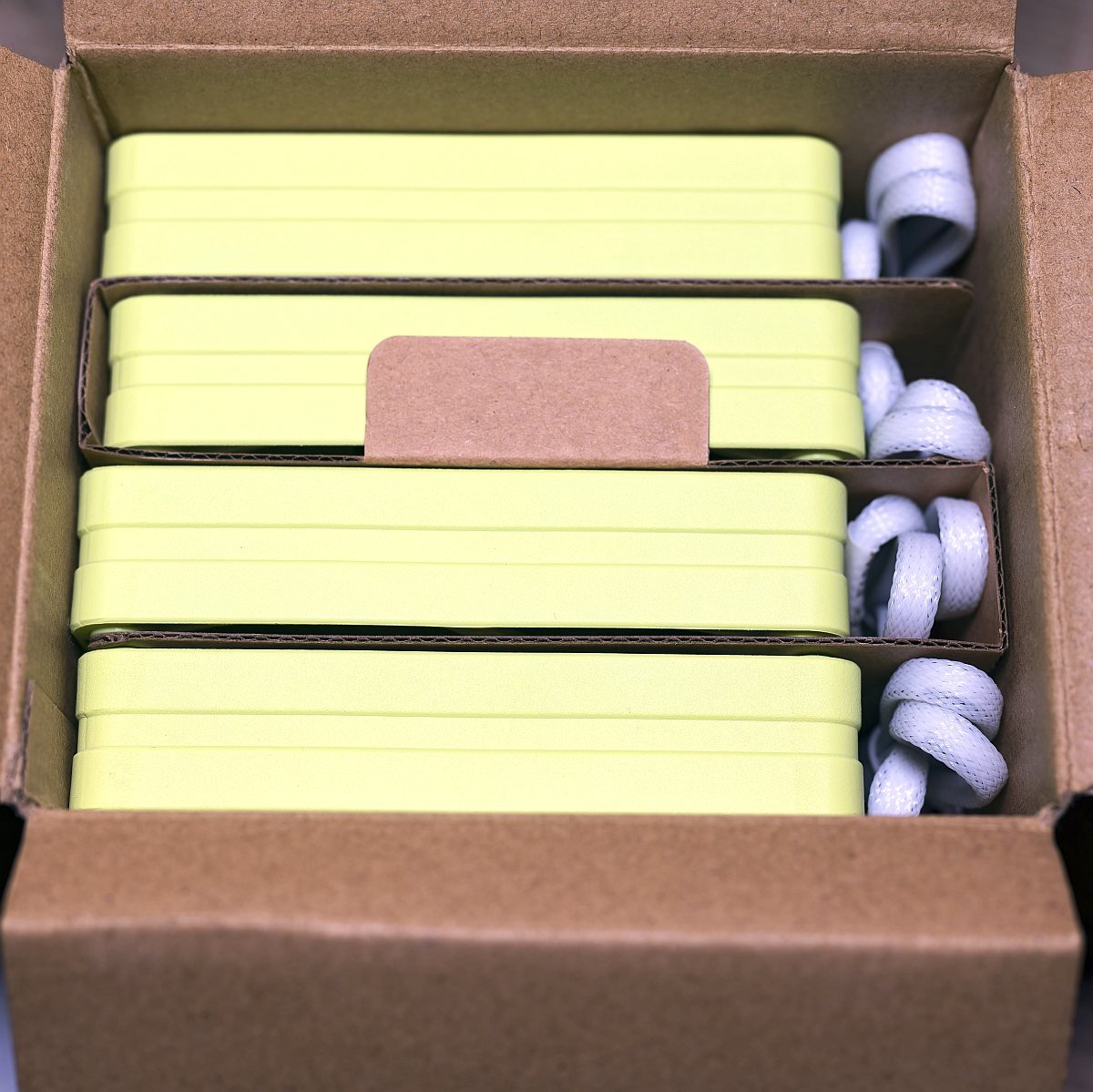 Hyte X50 fan, box inside, FA12, F1125-12FL4PPM