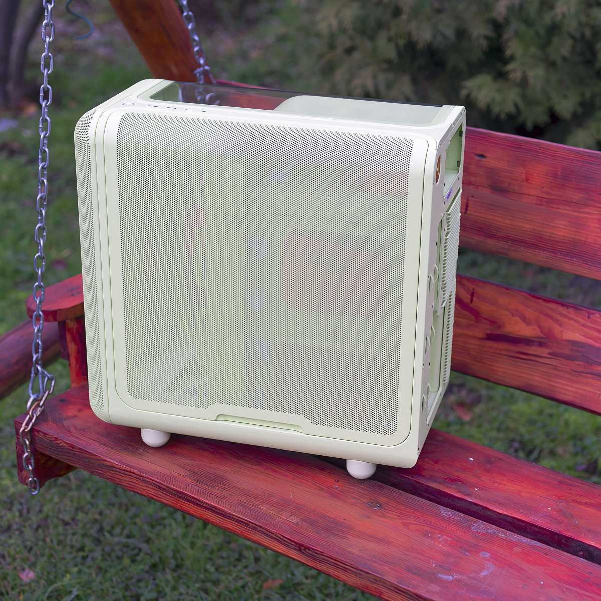 Hyte X50 overall view, mesh side