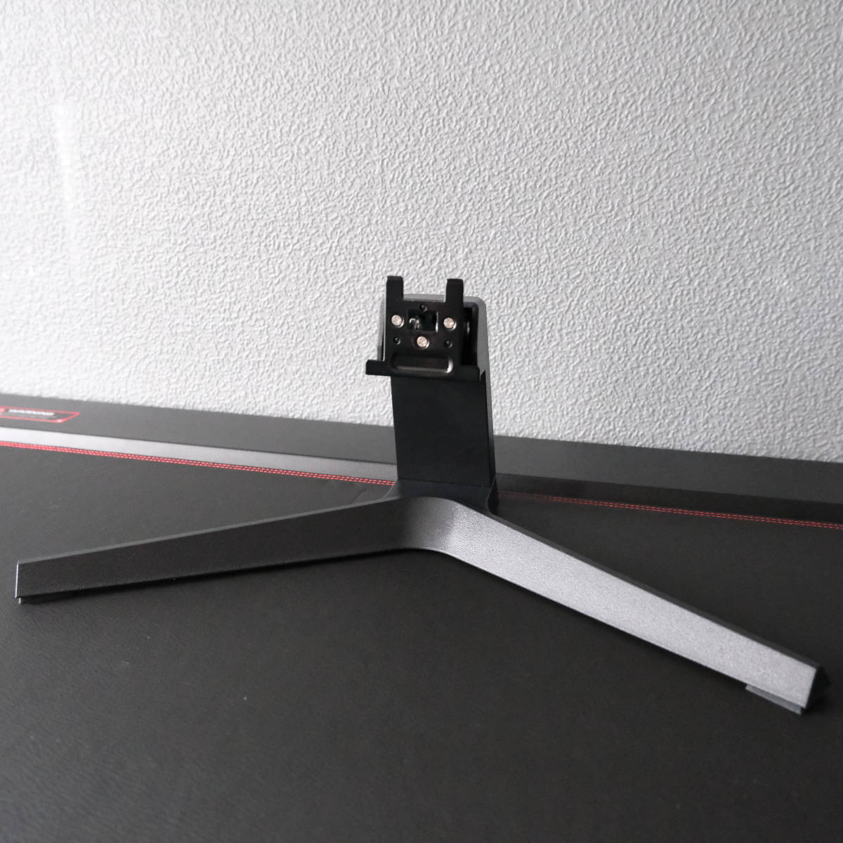 Base and neck for G-Master G2741QSU-B1 stand put together.