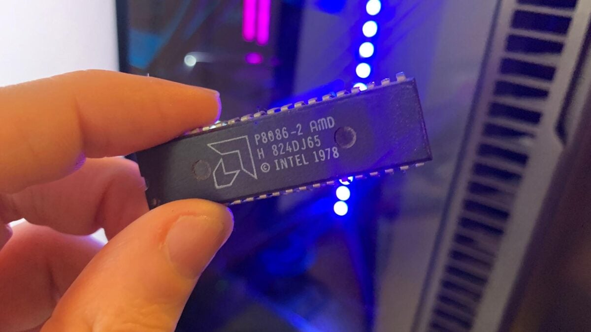Top 10 CPUs ever: AMD 8MHz 8086