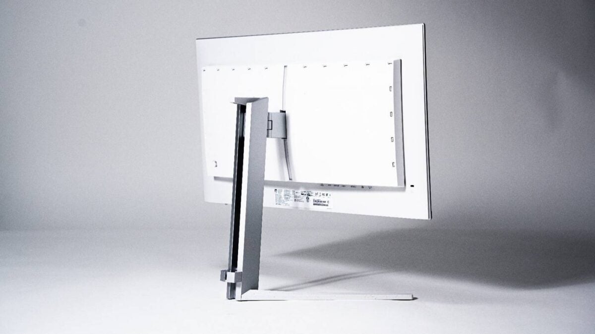 Philips Evnia 27M2N5500XD - back.