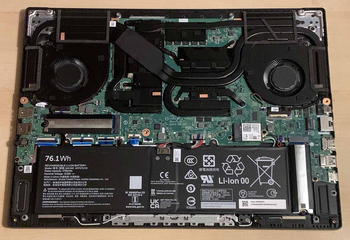 Gigabyte Gaming A16 Pro review: Inside with back off, laying flat