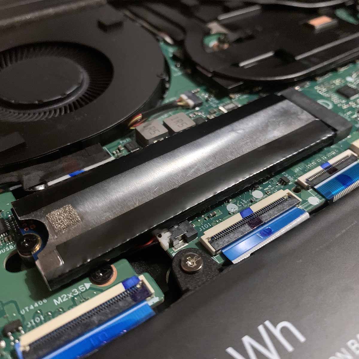 Gigabyte Gaming A16 Pro review: M.2 SSD