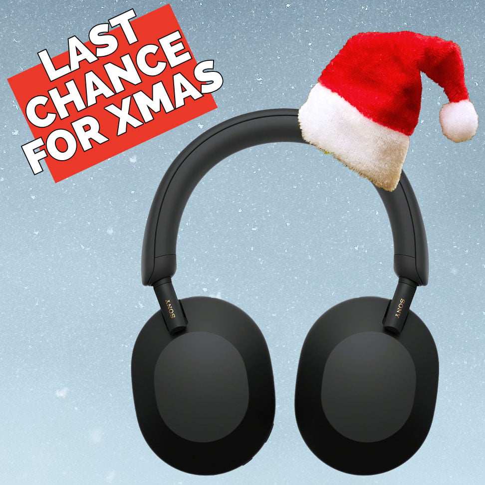 This is your last chance to get a pair of Sony WH-1000XM5s at
