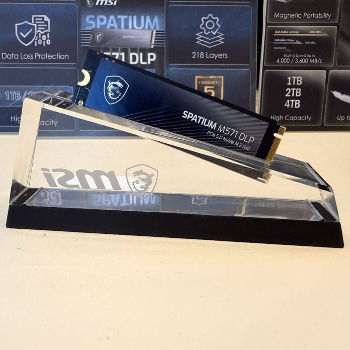 A front view of the MSI Spatium M571 DLP SSD.