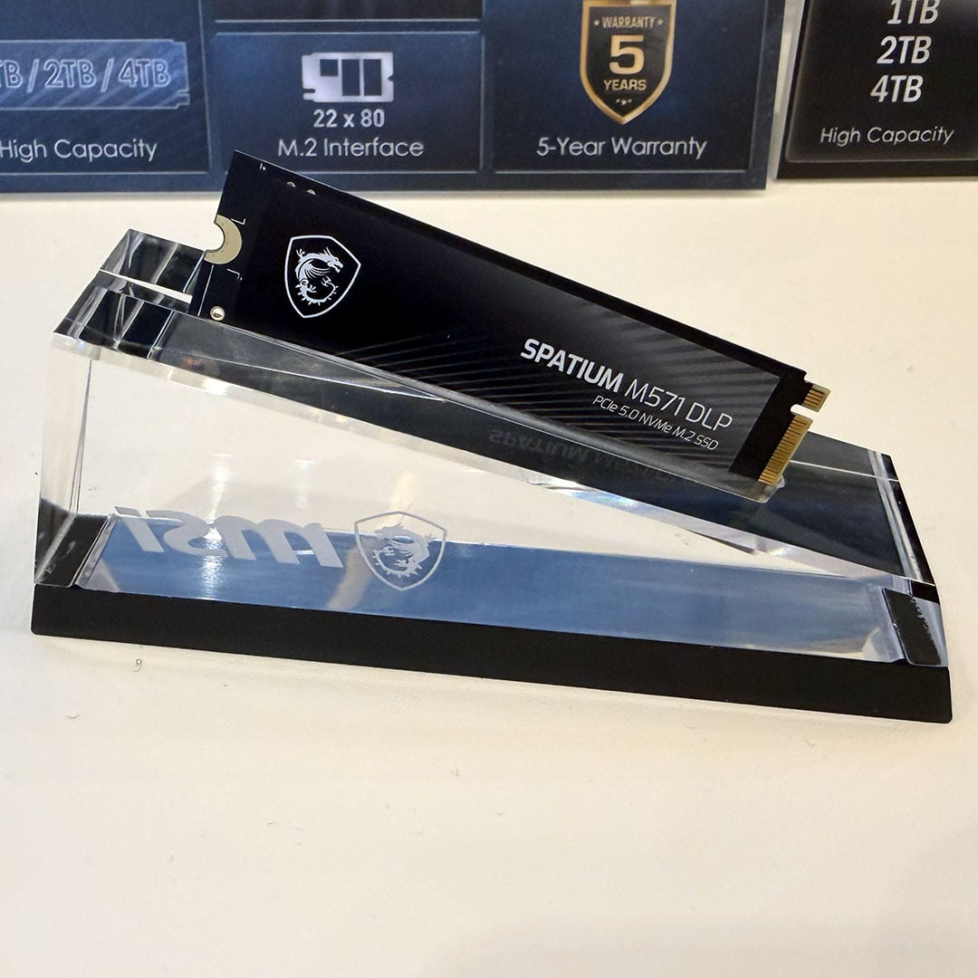 A top-down view of the MSI Spatium M571 DLP SSD.