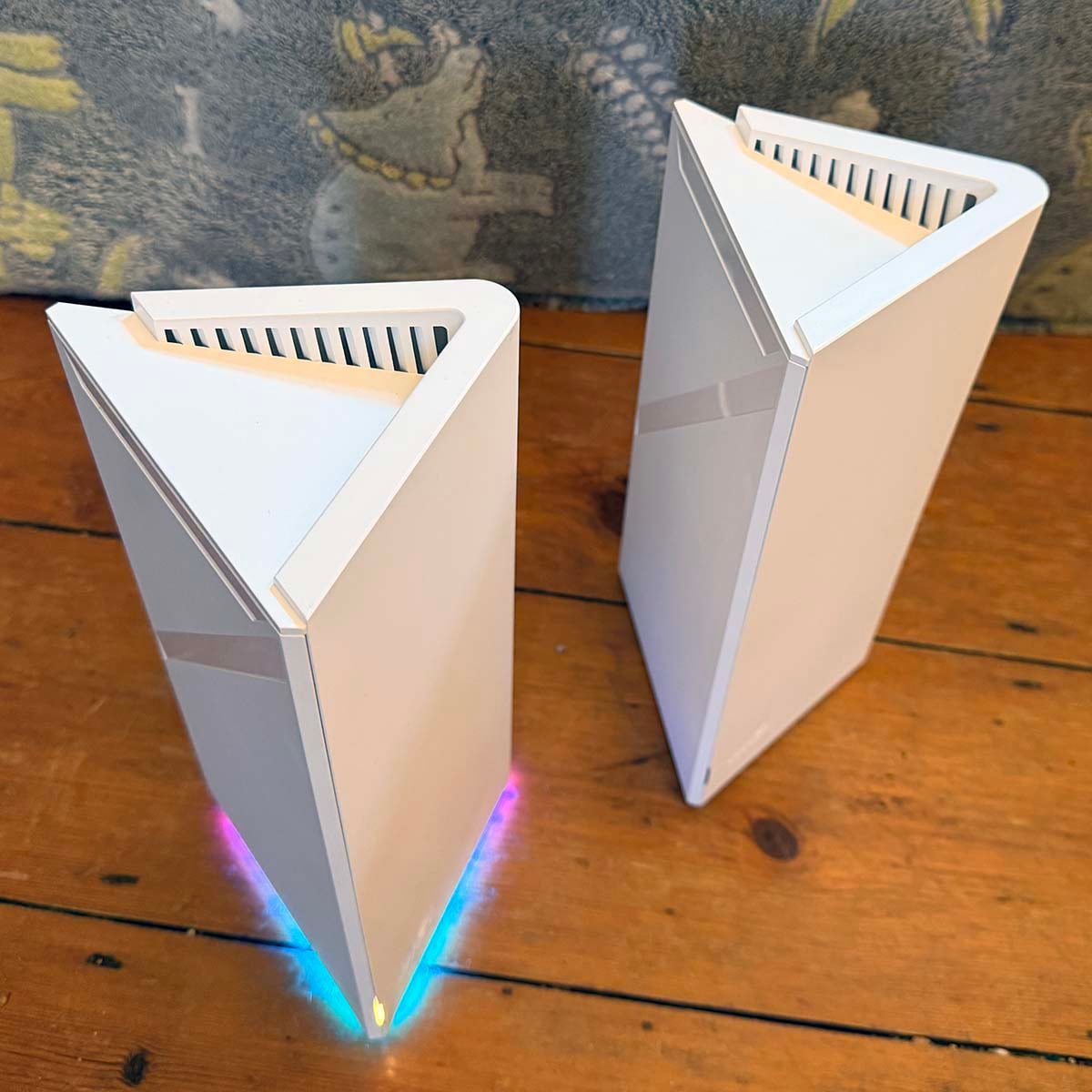 MSI Roamii Be Pro review: Two node towers from above