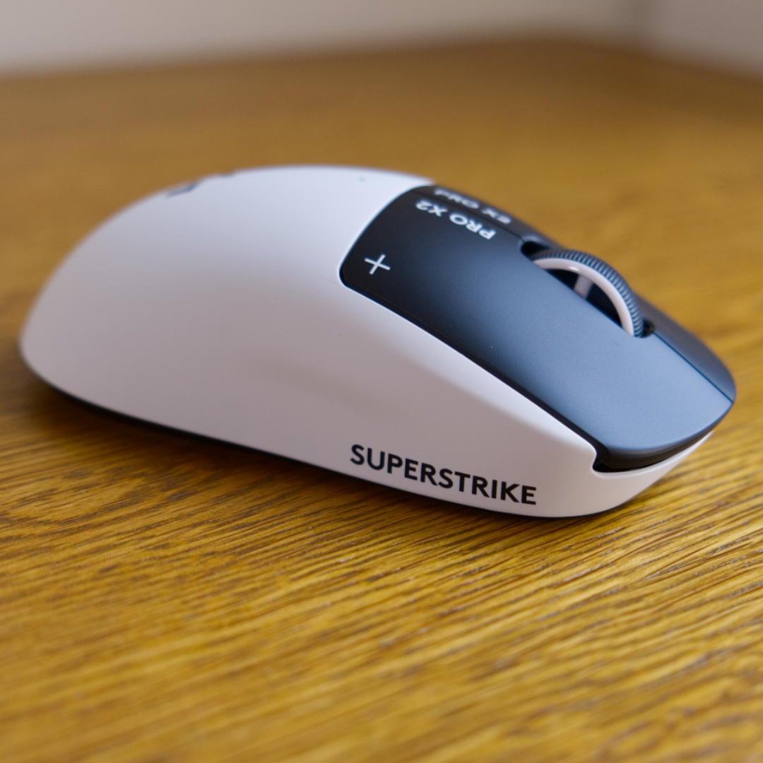 Logitech G Pro X2 Superstrike branding right