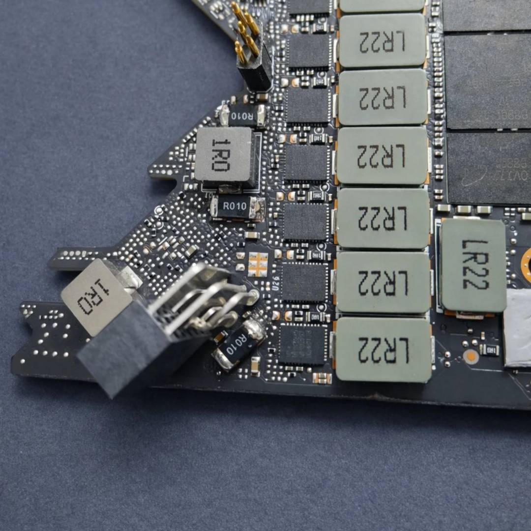 Nvidia RTX 3080 Ti 20GB shunt mod.