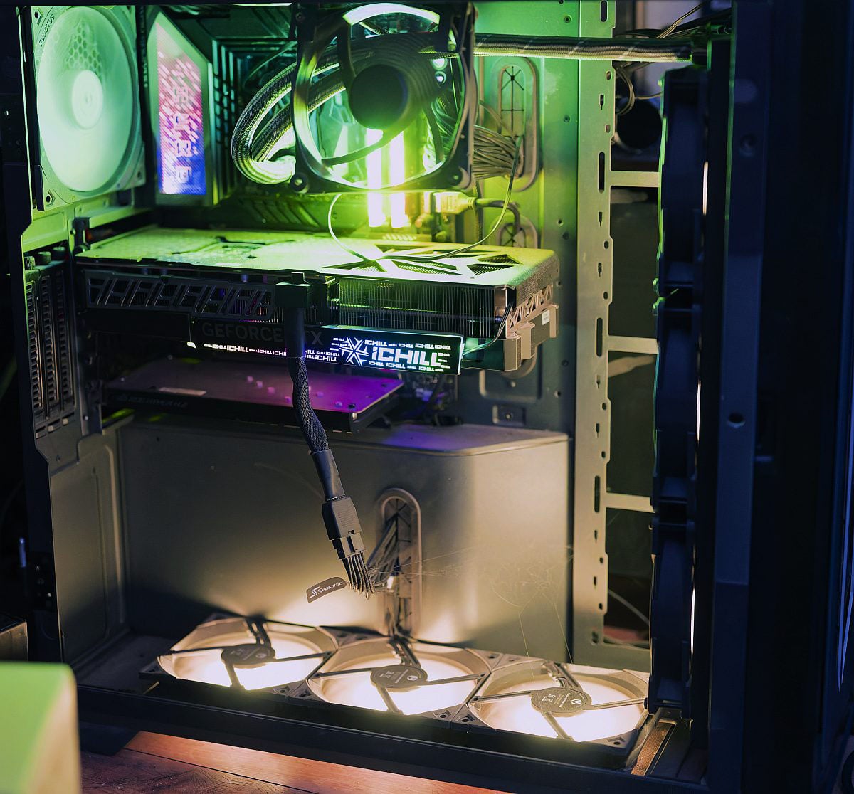 Chris 'Huku' Build - Interior