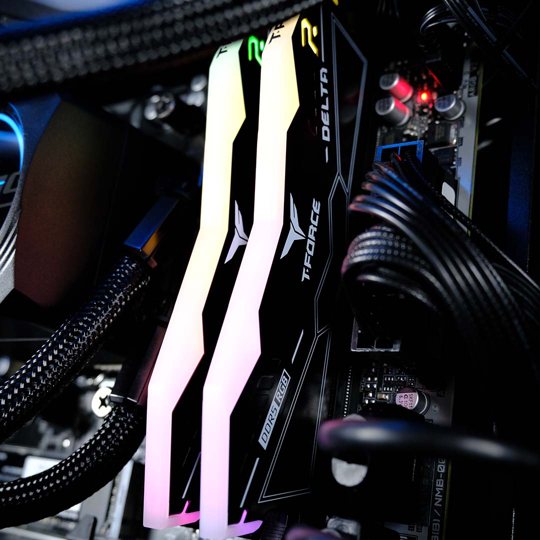 A close-up of the RAM inside the Gigabyte Aorus Prime 5.